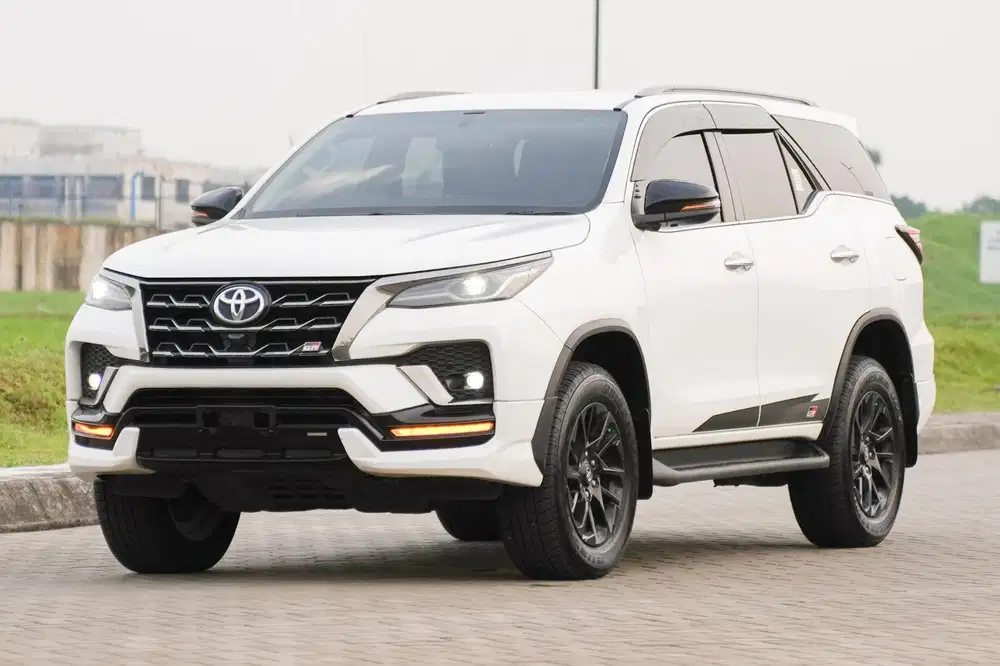 Toyota Fortuner 2.8 GR Sport 2023