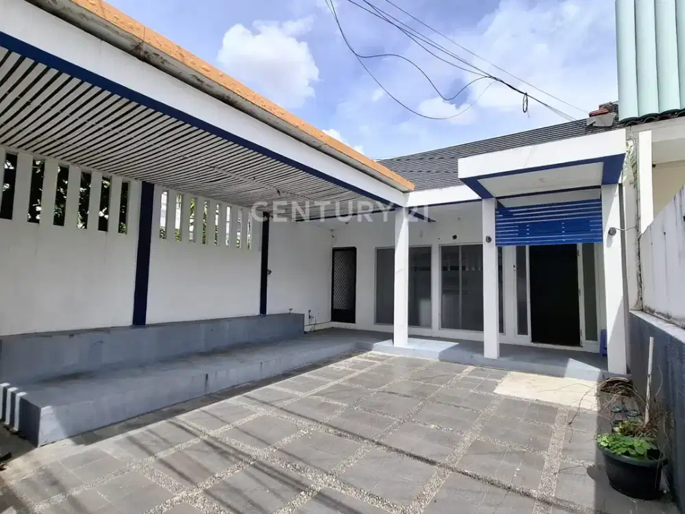Rumah Lokasi StrategisUntuk Usaha Harga NJOP Di Rawamangun S9308