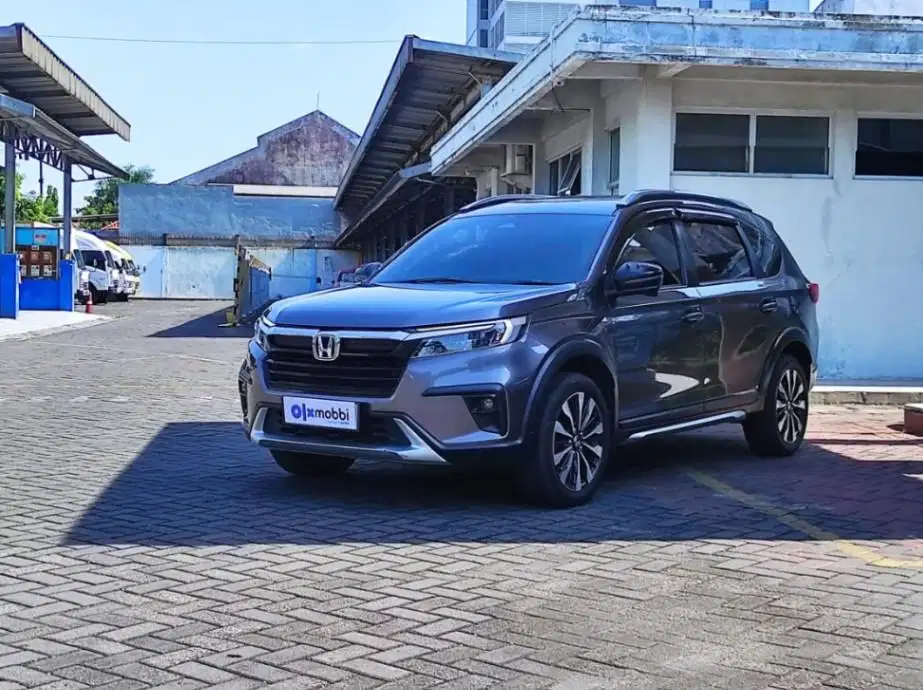 Like New Honda BRV 1.5 Prestige Sensing Bensin-AT 2022 Abu-abu LADD