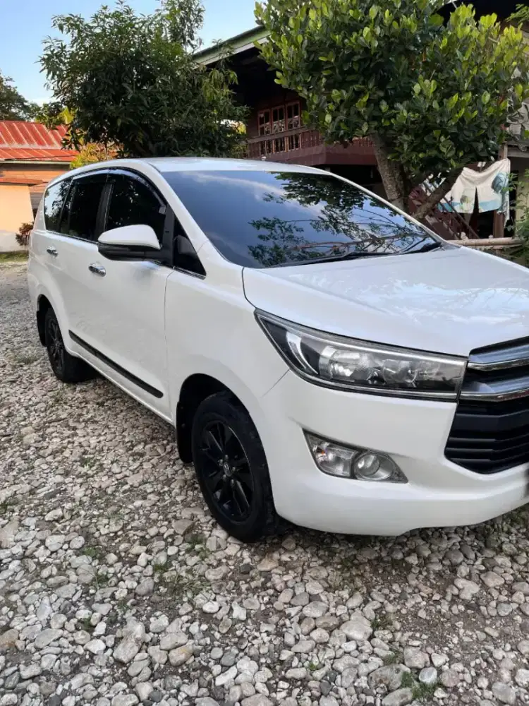 TOYOTA KIJANG INNOVA 2,0 MANUAL SOLAR TAHUN 2019
