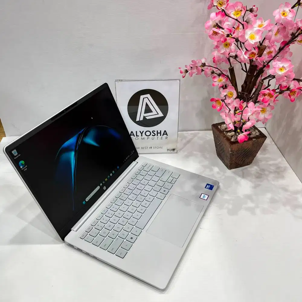Laptop HP Omnibook 3 HU0044TU Core 3 100U 8GB SSD 512GB