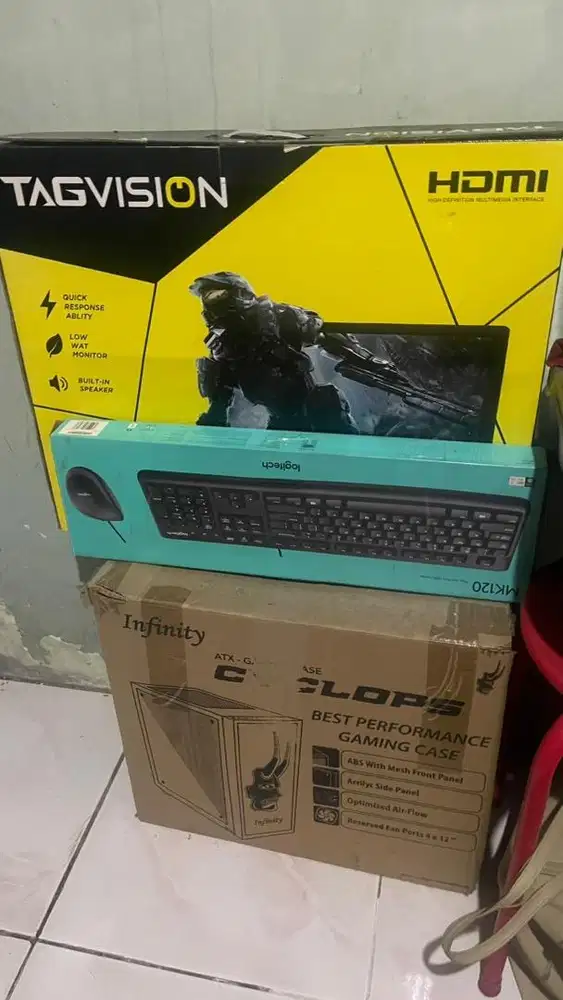 KOMPUTER PC SATU SET