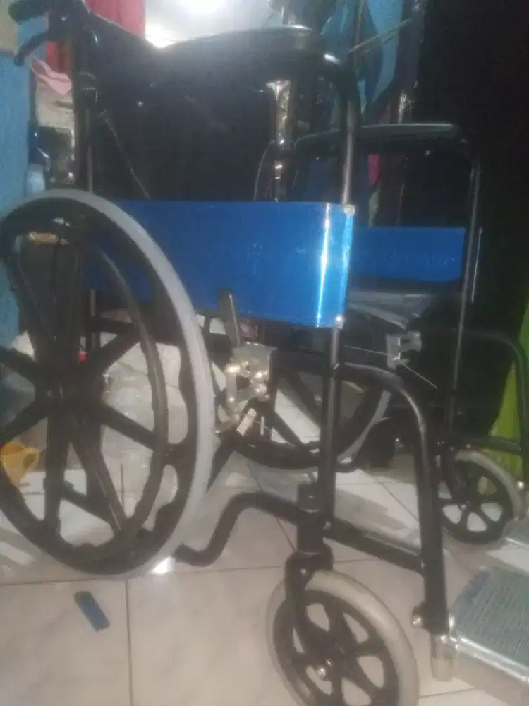 Kursi Rosa standard rmh sakit ukuran dewasa