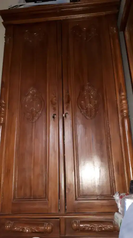 Lemari jati 2 pintu