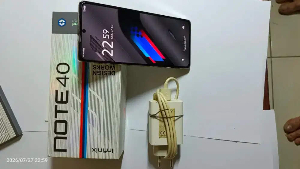 Infinix note 40 8/256 GB spesial edition grey