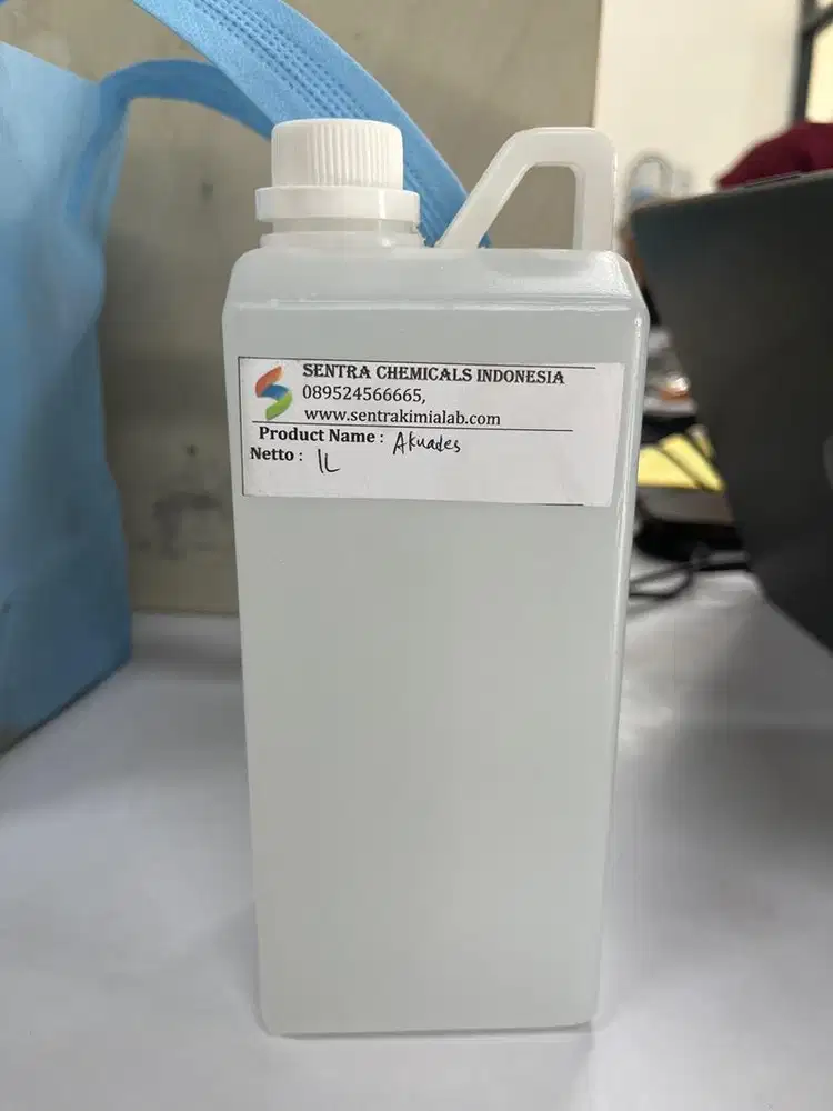 Aquades 1 lt kondisi baru