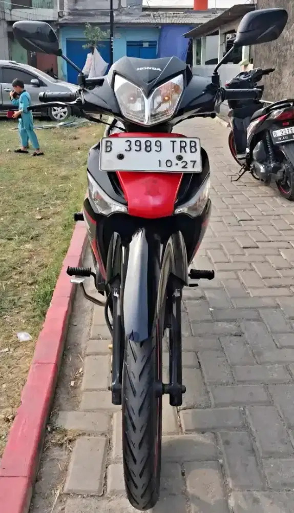 Supra x 125 karbu orisinil 2012 B DKI pajak hidup