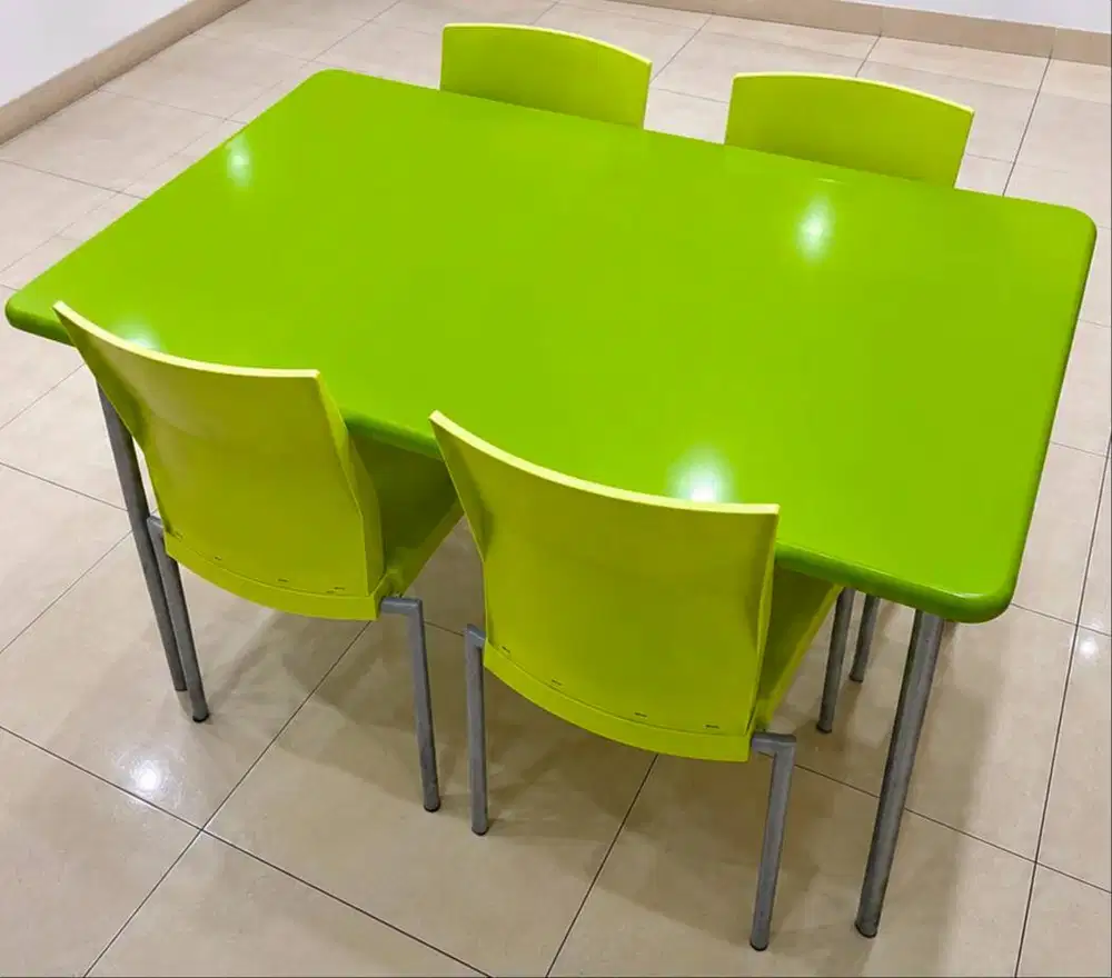 DIJUAL CEPAT MEJA MAKAN + KURSI
