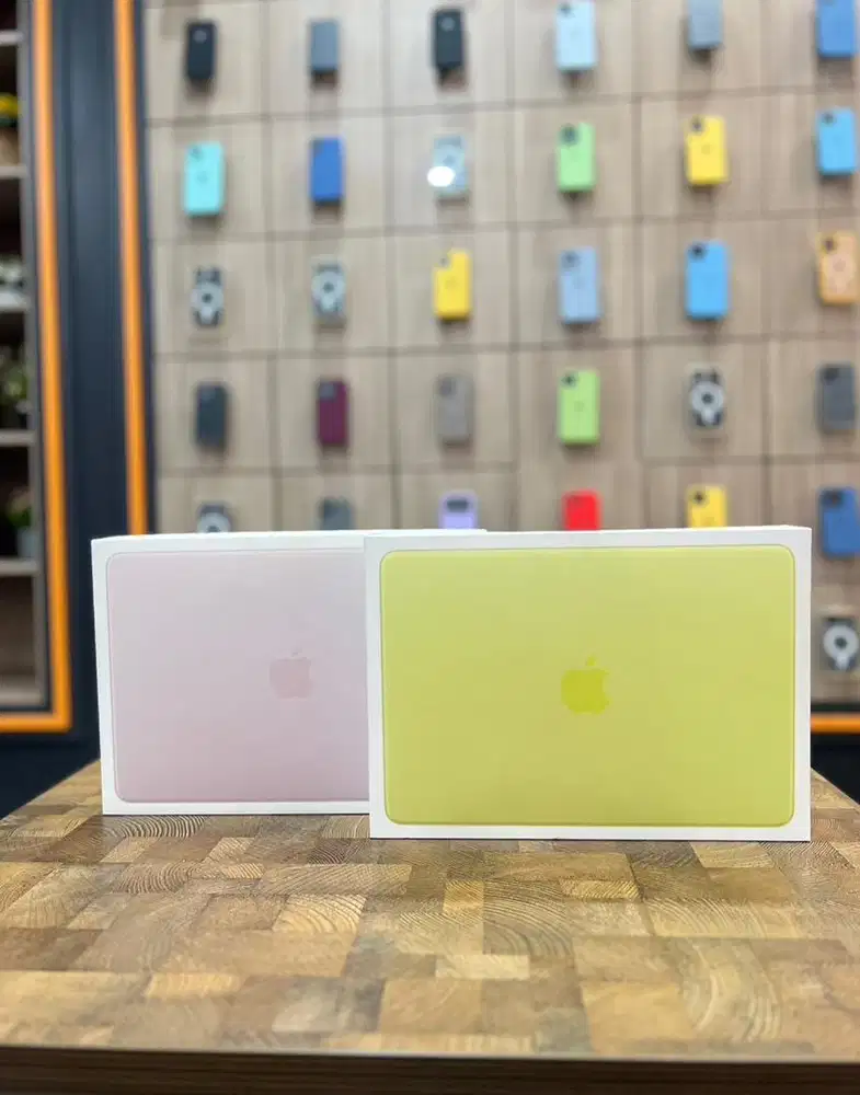 MACBOOK NEO BRANDNEW