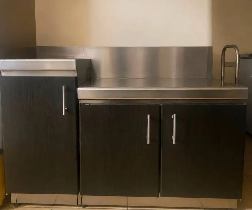 DIJUAL CEPAT MEJA RAK STAINLESS