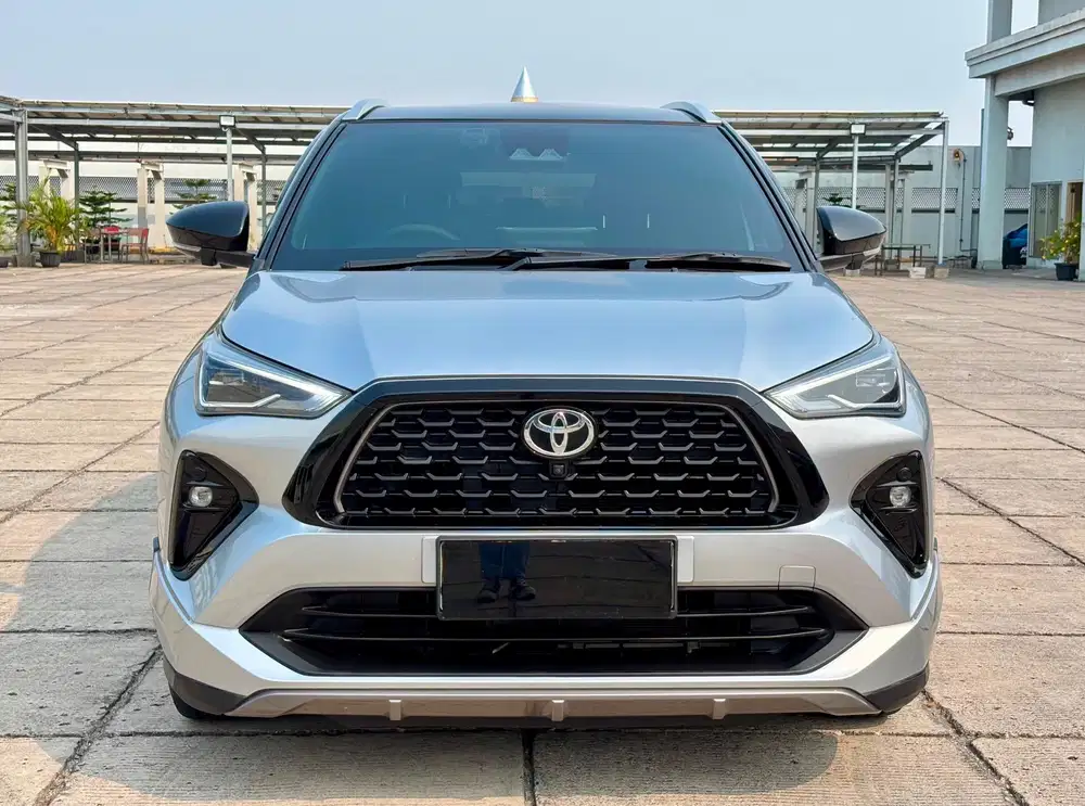 [LOW KM 17.000] YARIS CROSS GR HYBRID TWO TONE 2025 SILVER TT 2024 TSS
