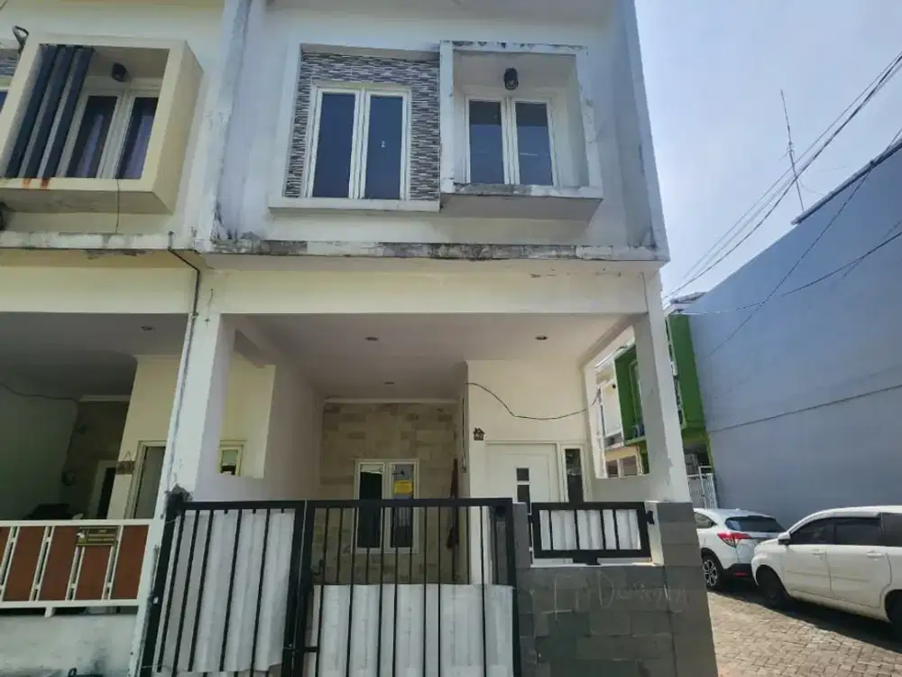 Rumah Murah 2 Lantai Siap Huni Siwalankerto