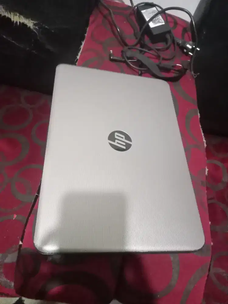 Laptop HP Core i5 double VGA card Ram 8gb SSD mulus siap pakai