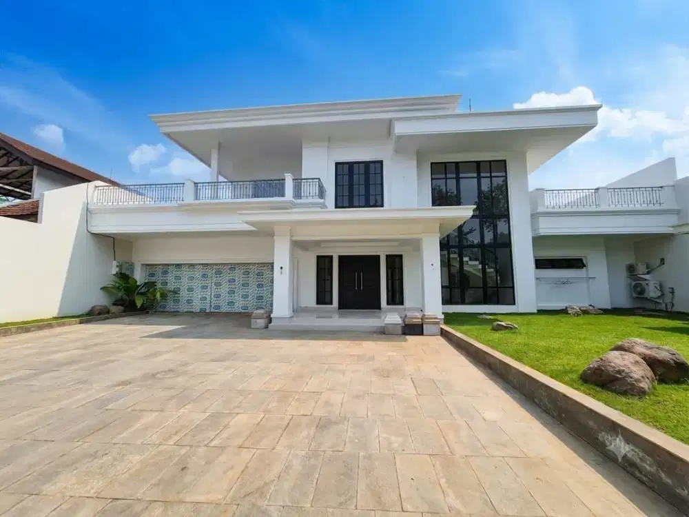 Dijual Rumah Mewah di Kemang Jaksel Tanah Luas di Fasilitasi Swimming Pool OC-18611