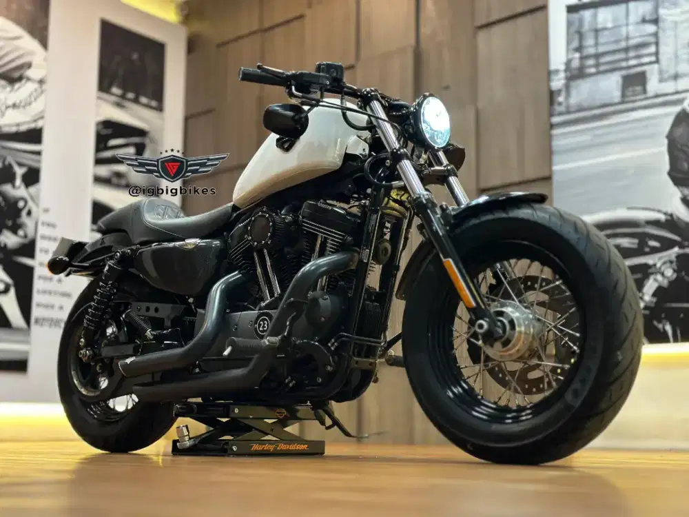 Harley Sportster 48 Putih 2014