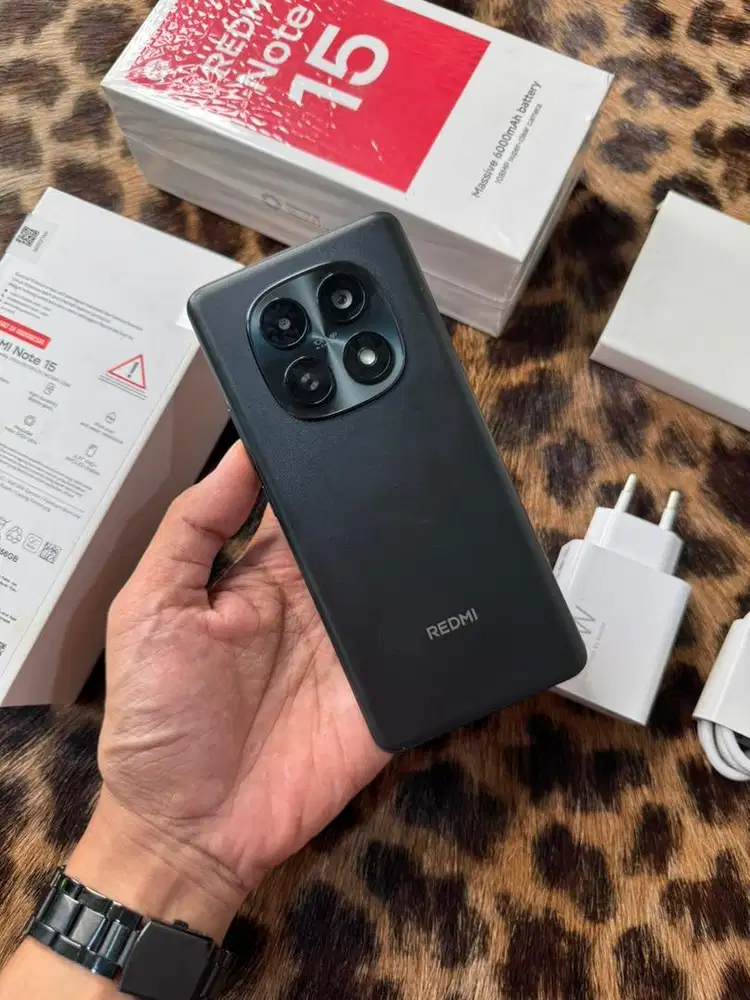 Redmi Note 15 8/256GB Resmi (Black)