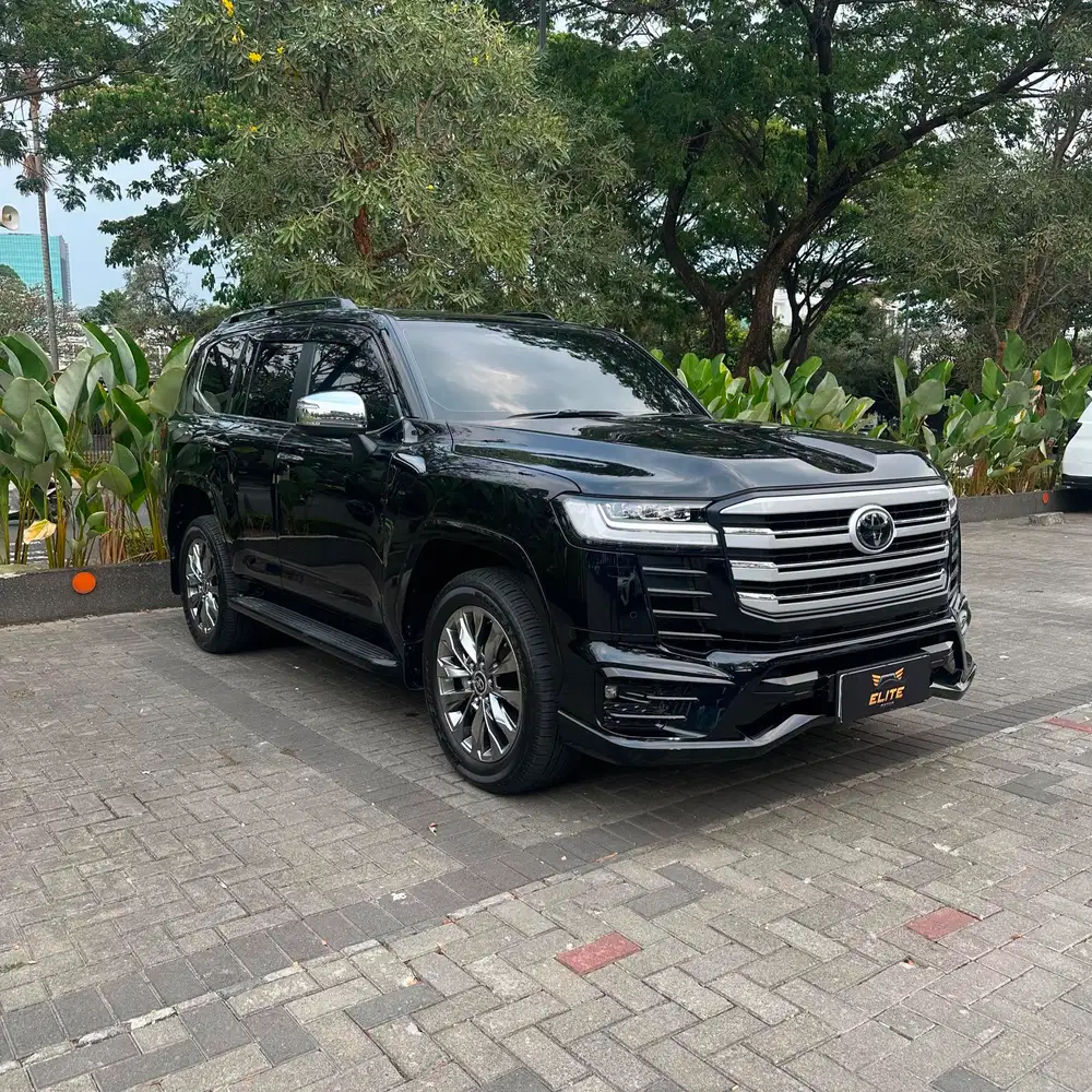 [ LOW ODO ] Toyota Land Cruiser 300 VXR 2025