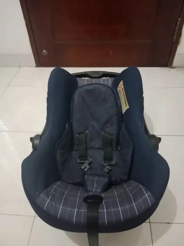 Carseat Bayi untuk di mobil (Preloved)