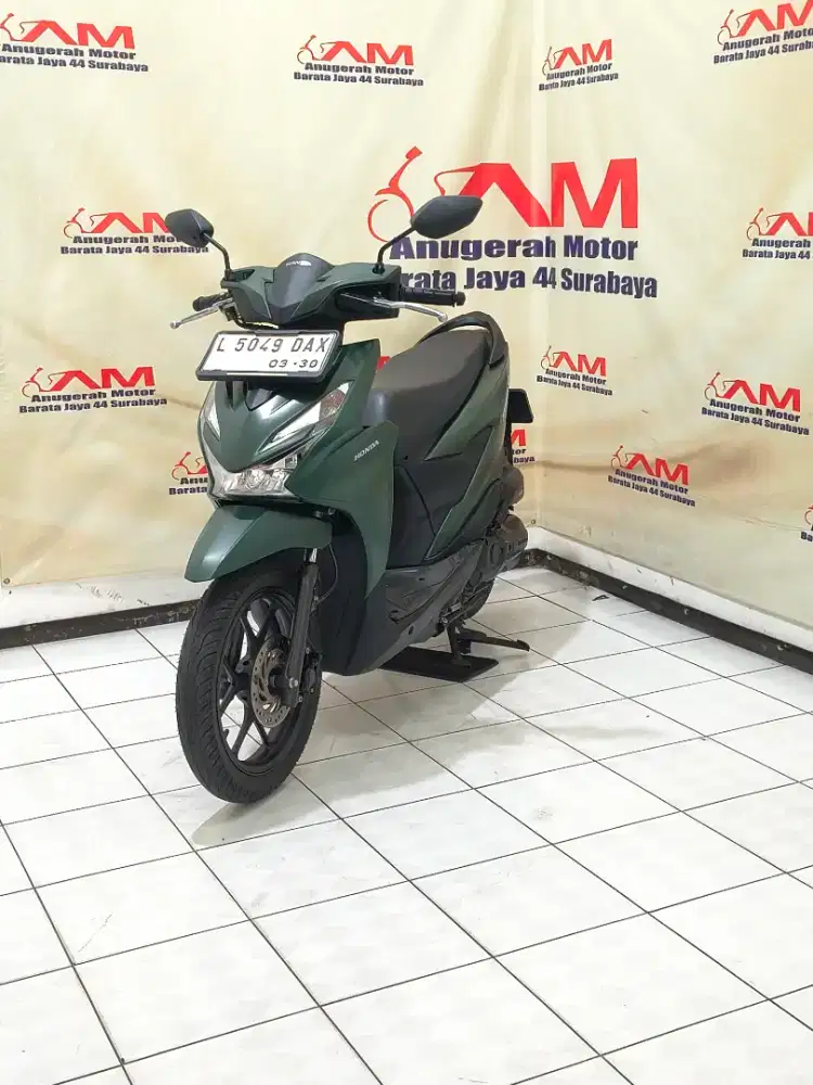 Siap pakai Honda Beat smartkey Tahun 2024 warna Hijau doff