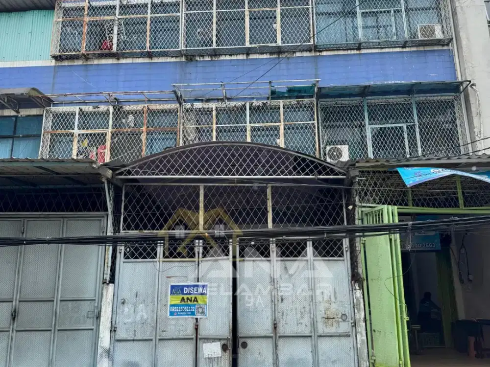 ANA DISEWAKAN RUMAH PINGGIR JALAN RAYA UK 4X23M DI JELAMBAR