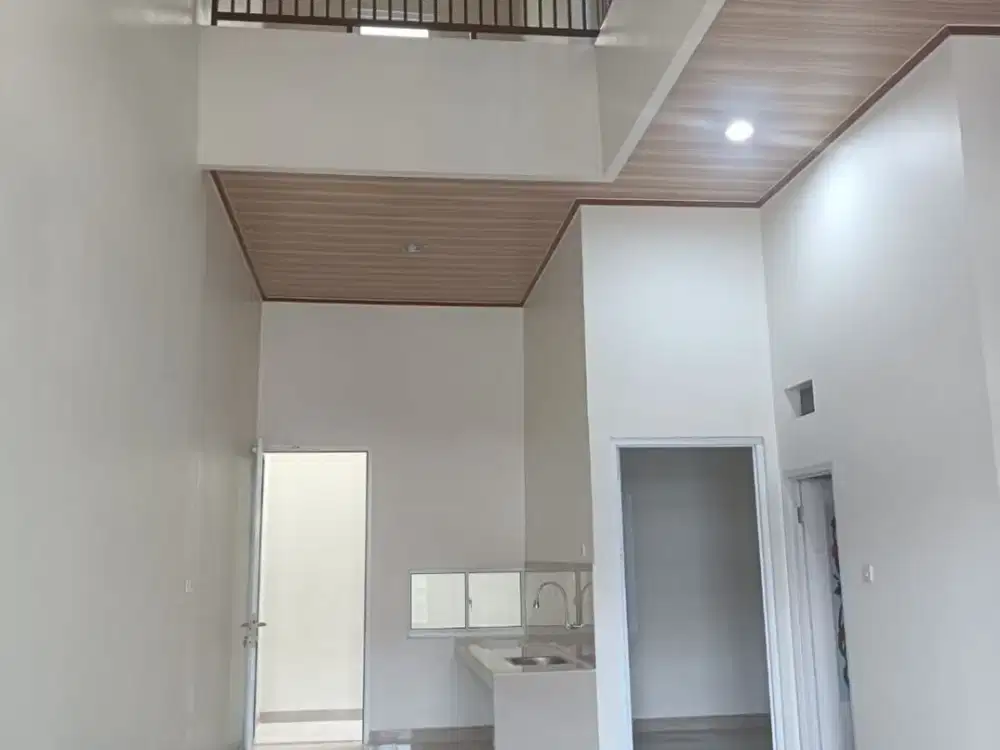 Rumah Disewakan di Harapan Indah Bekasi, Celling Tinggi 4 Meter Nyaman, Harga sewa cuma 45 Juta/Tahun!