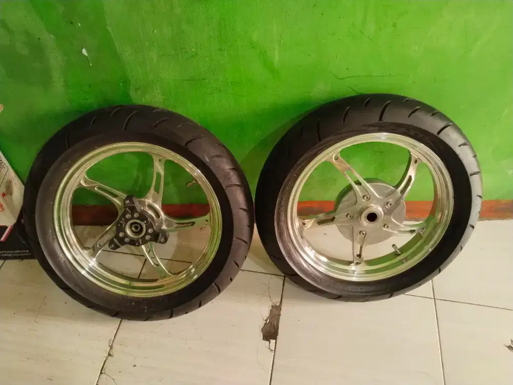 Velg yamaha aerox new. Old
