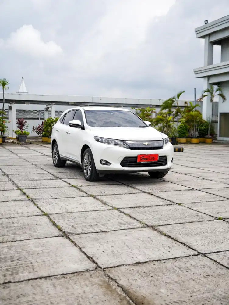 Toyota Harrier 2.0 Advance AT 2014