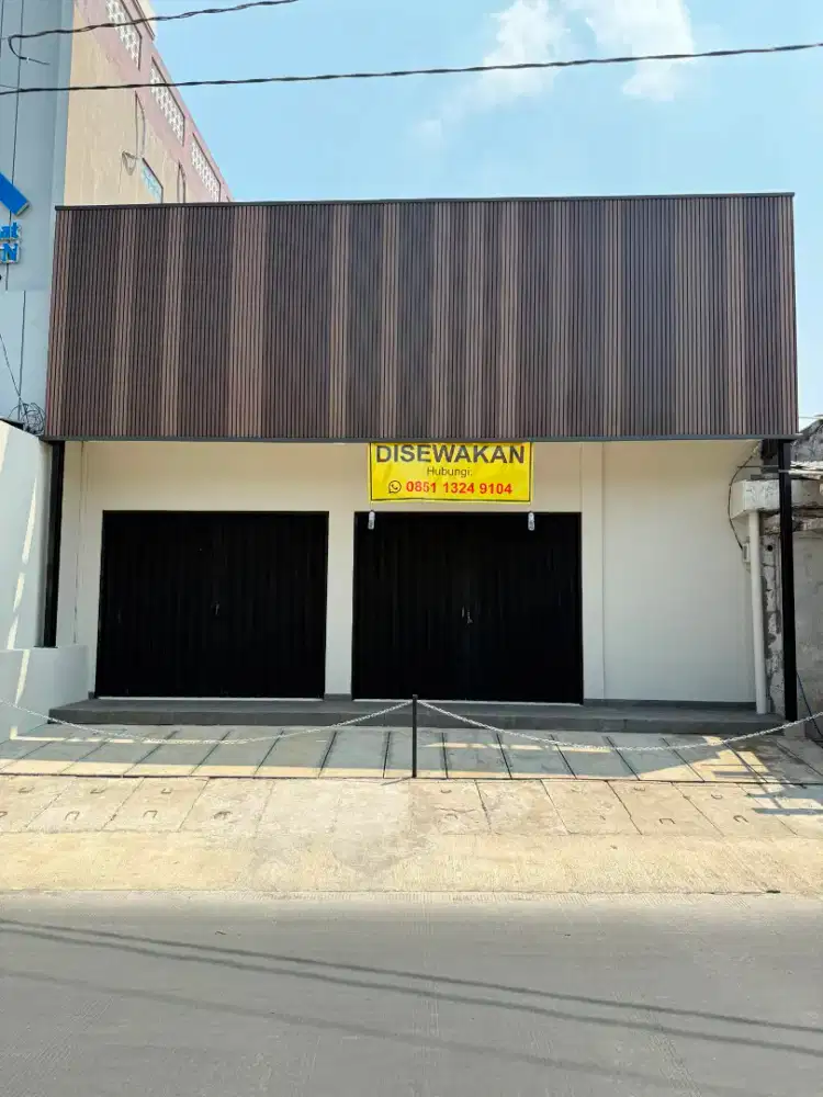 DISEWAKAN RUKO STRATEGIS JL. PEMUDA AREA SIMPANG 3 GUBUG SIAP PAKAI