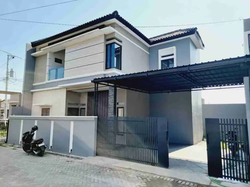 Rumah cantik modern 2 Lt 160 m2 dekat Rs Oen Solo Baru