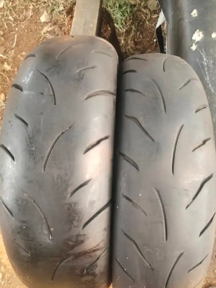 Ban ORI copotan Nmax ukuran 110/70-13 & 140/70-13 merk maxxis tubeles