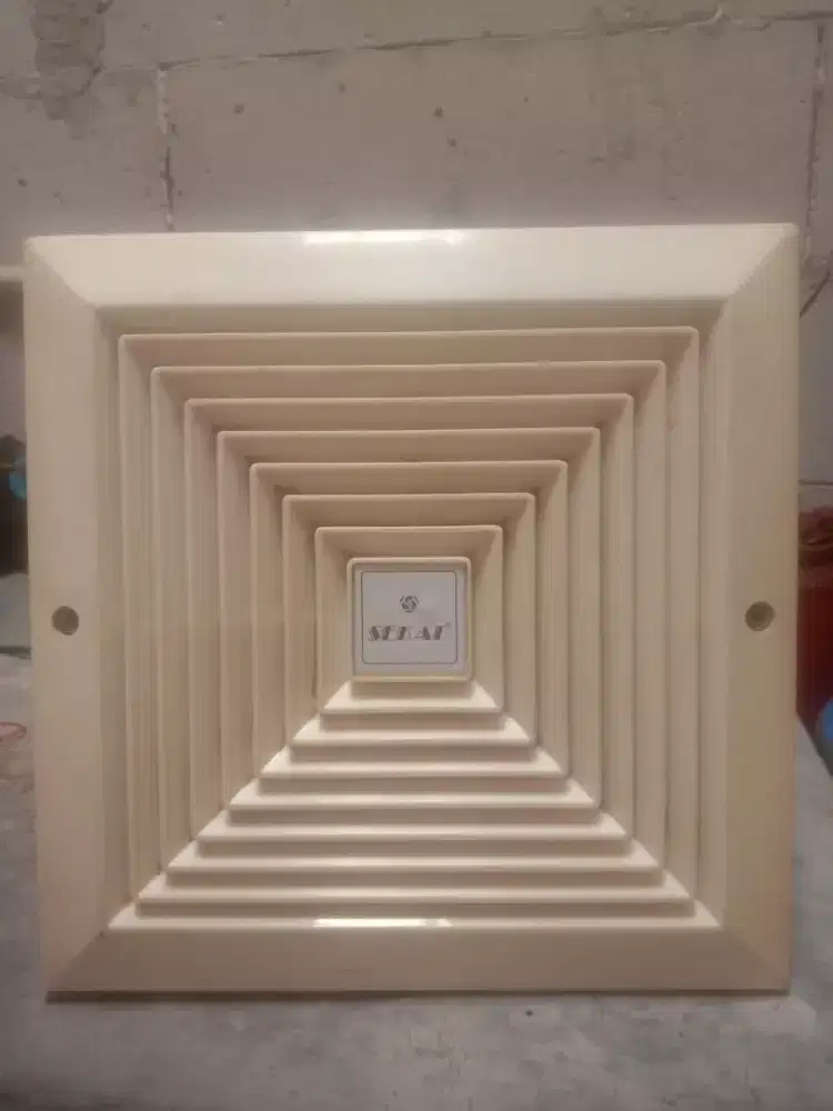 Hexos Sekai Kamar Mandi