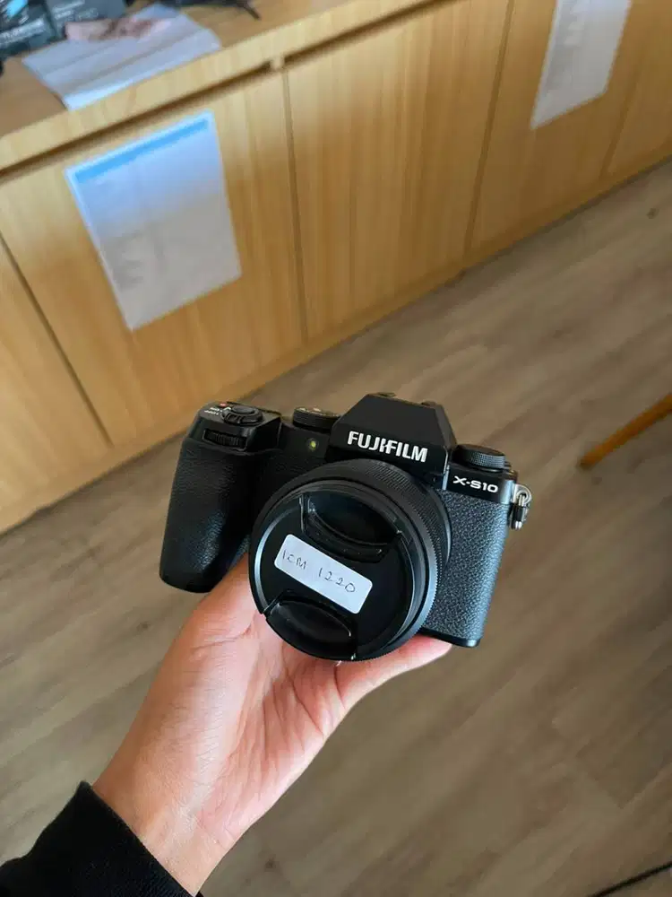 KAMERA FUJIFILM X-S10 + KIT