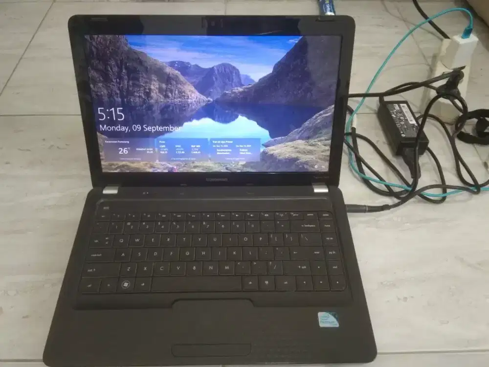 Dijual laptop Compaq presario C42