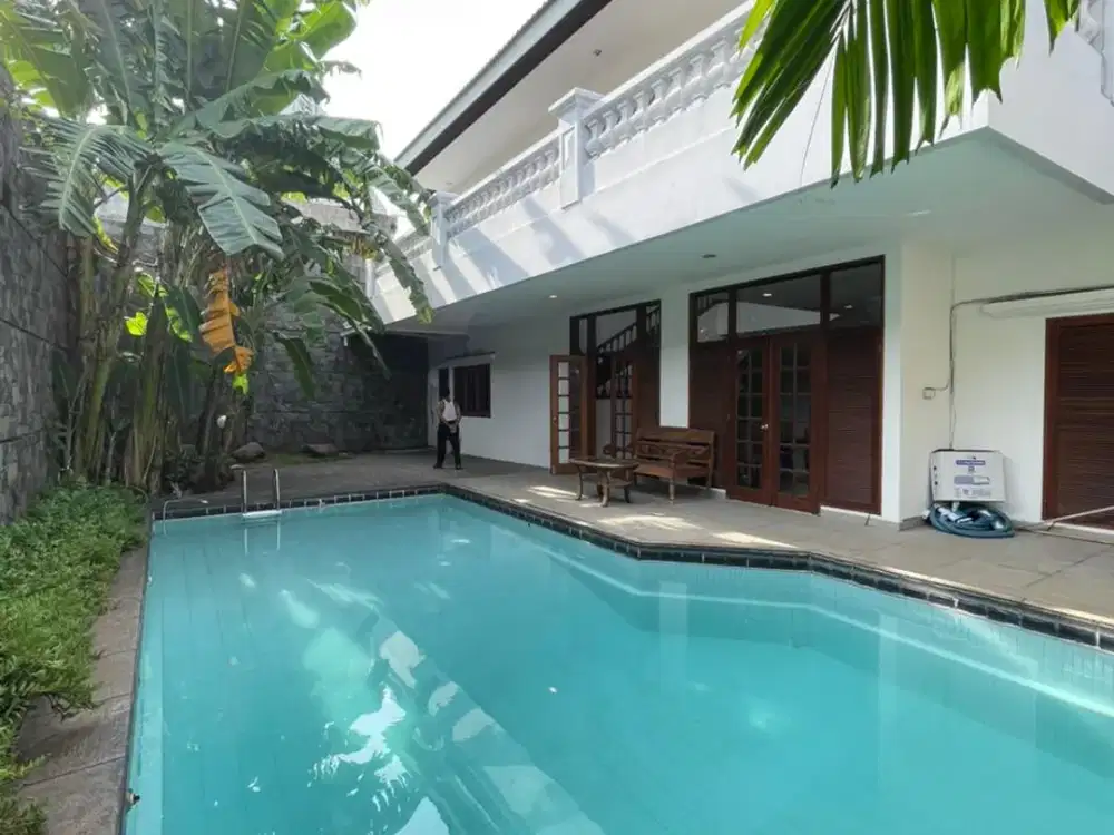 Rumah 5 Bedroom Semi Furnished Permata Hijau Jakarta Selatan