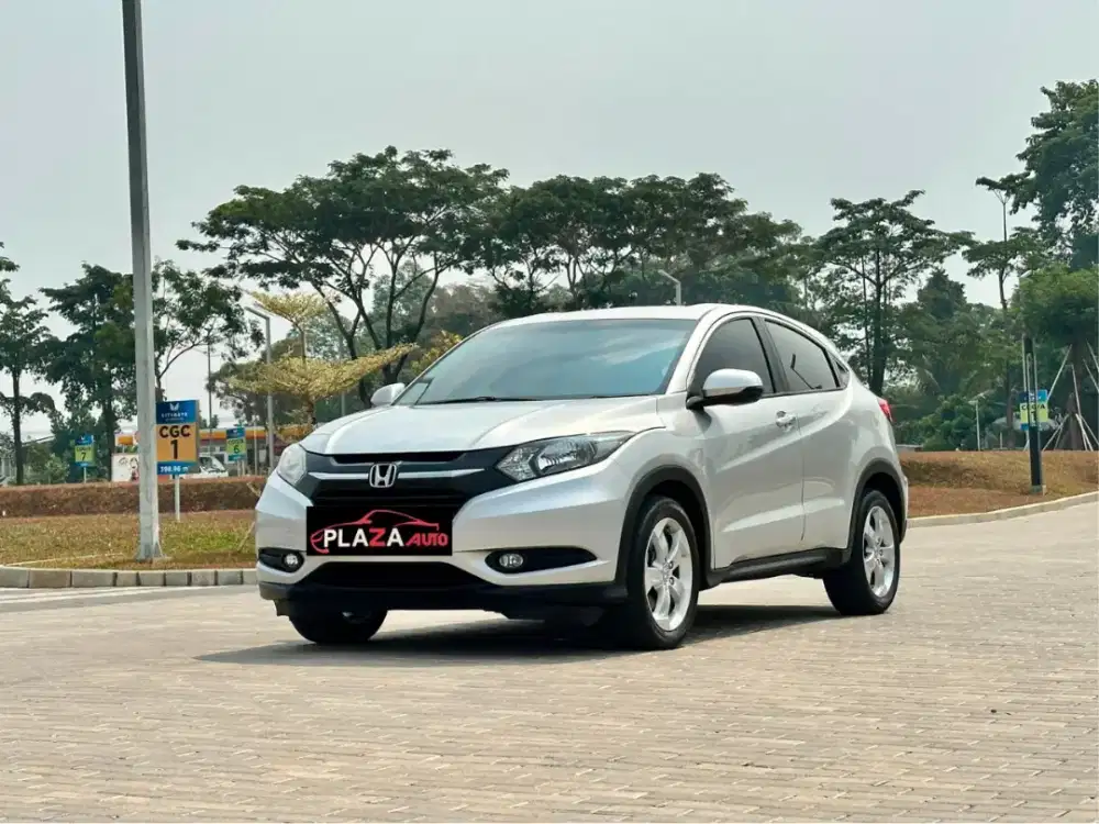 Honda HR-V 2015
E 1.5 Automatic
 Hrv harga termurah bergaransi
