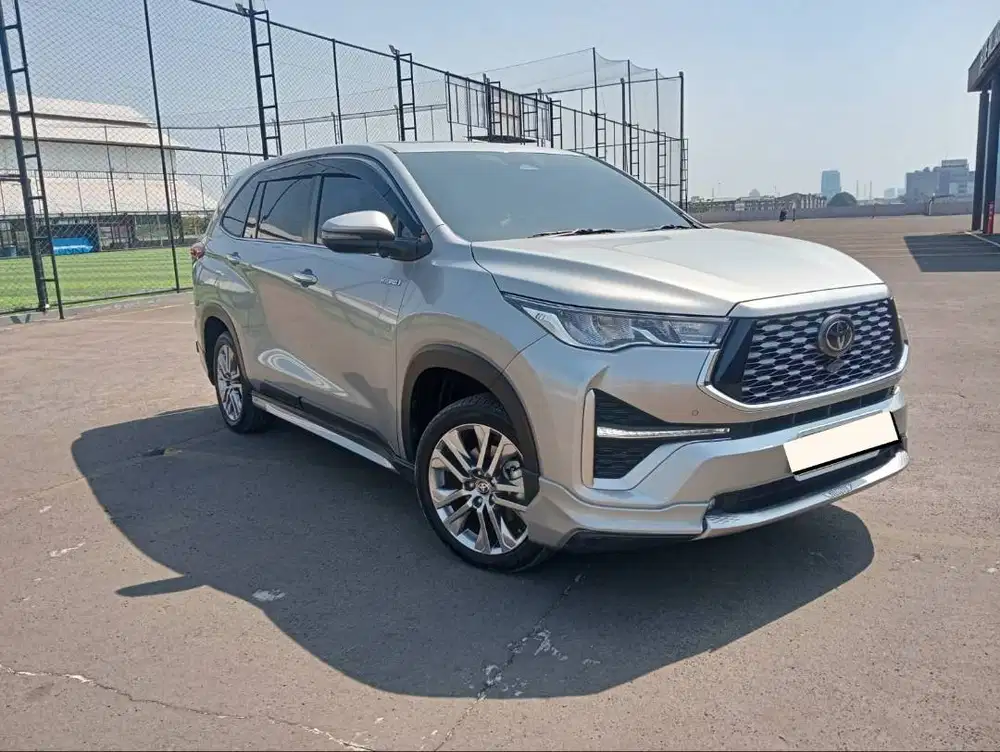 [LOW KM] Innova Zenix 2.0 Q Hybrid Modelista TSS 2 RSE 2024/2025