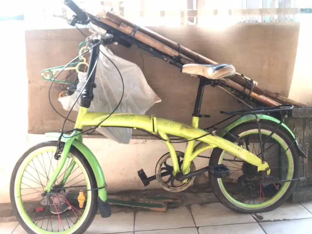 Sepeda lipet 20inch