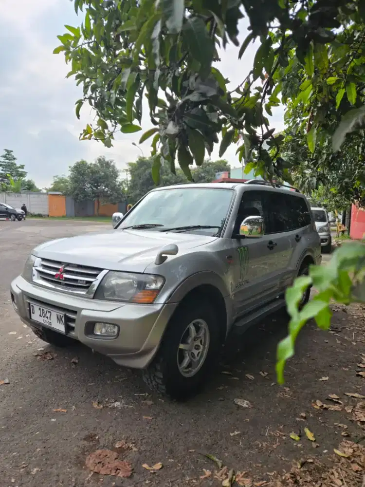 Pajero Montero Shogun Th 2000
Mesin Diesel Turbo 3200 cc