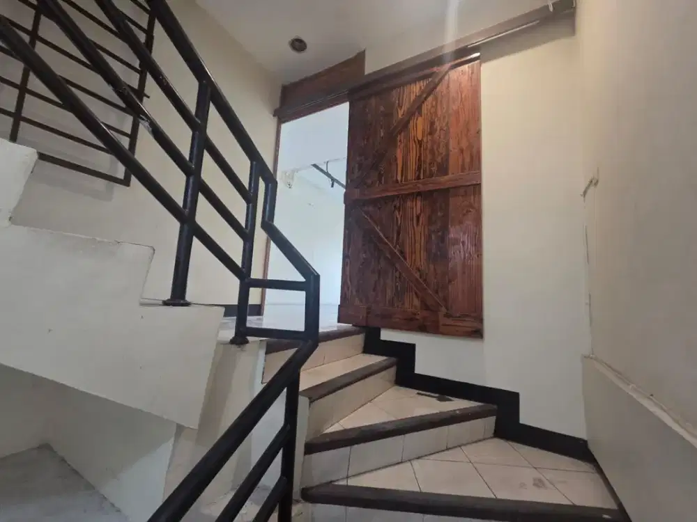 TERMURAH RUKO 4 LANTAI PASKAL 23 HYPERSQUARE BANDUNG LOKASI DEPAN RAMAI