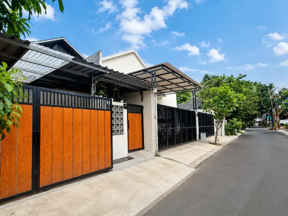Rumah Minimalis Siap Huni di Pesanggrahan Jakarta Selatan Row Jalan Lebar