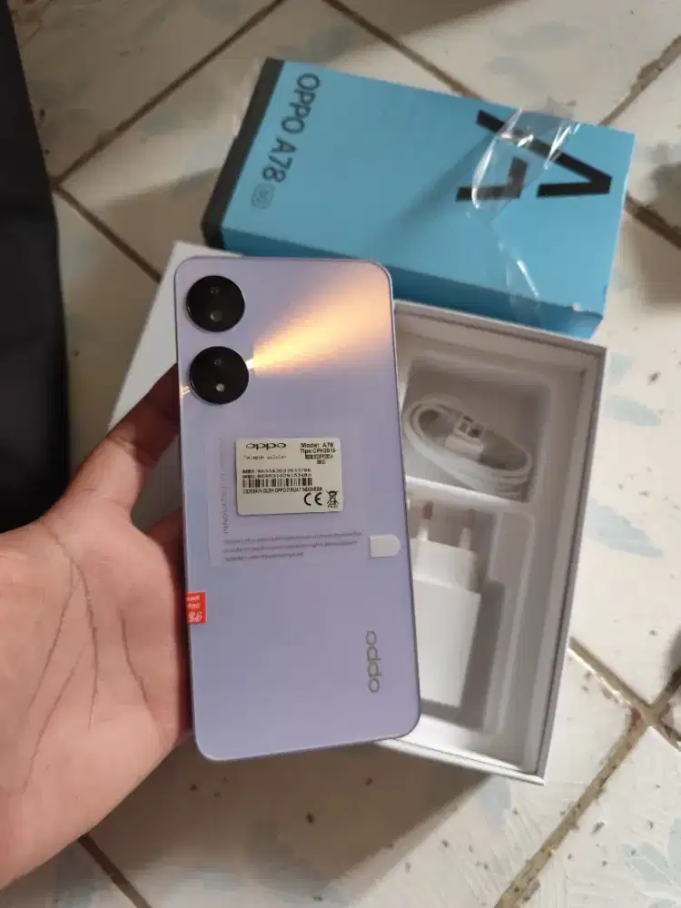 Oppo a78 5g 8/256 baru