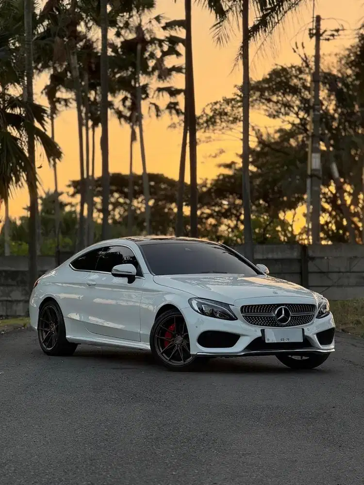 Mercedes Benz Mercy C300 C 300 Coupe AMG Line 2019