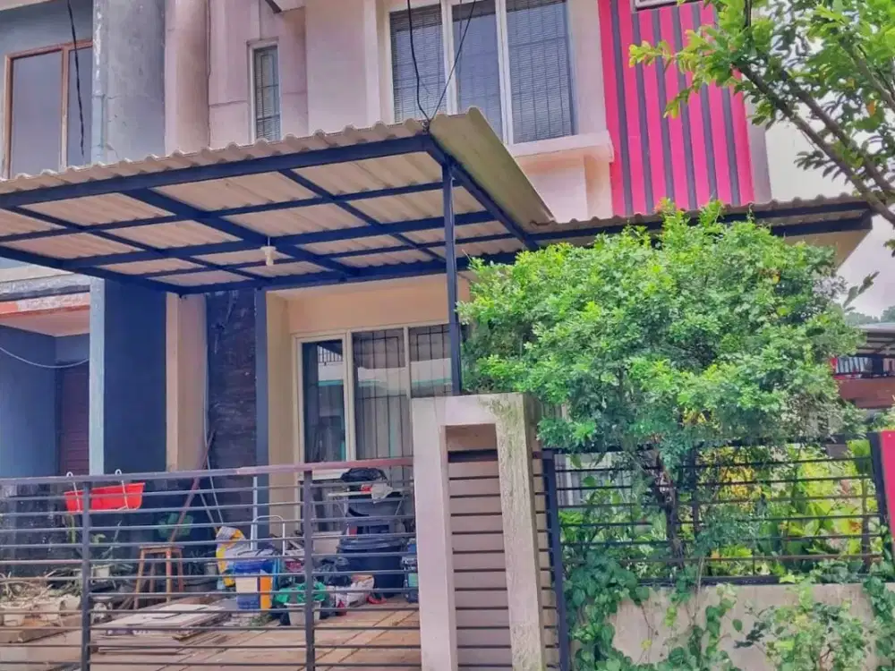 Rumah Hoek Cantik BSD Kencana Loka Dekat Area Komersial