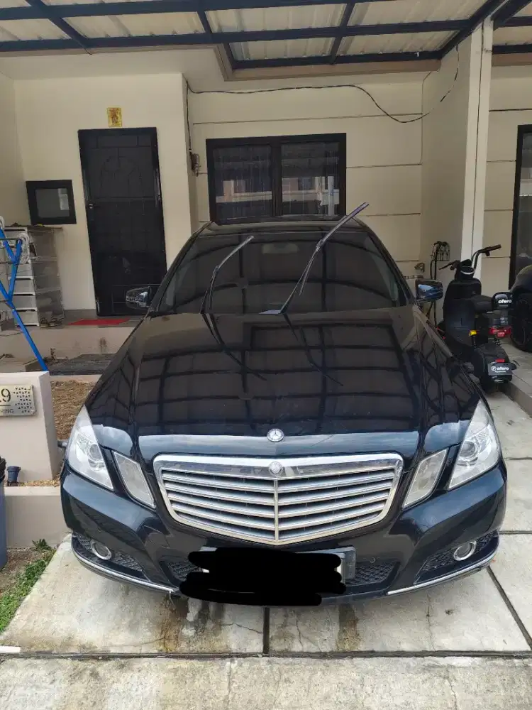 Dijual Mobil Pribadi Mercedes Benz