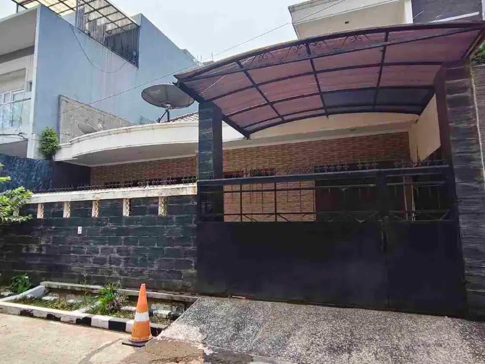disewakan rumah sunter paradise 12 x 17 bisa utk kantor atau online harga 115 juta/th