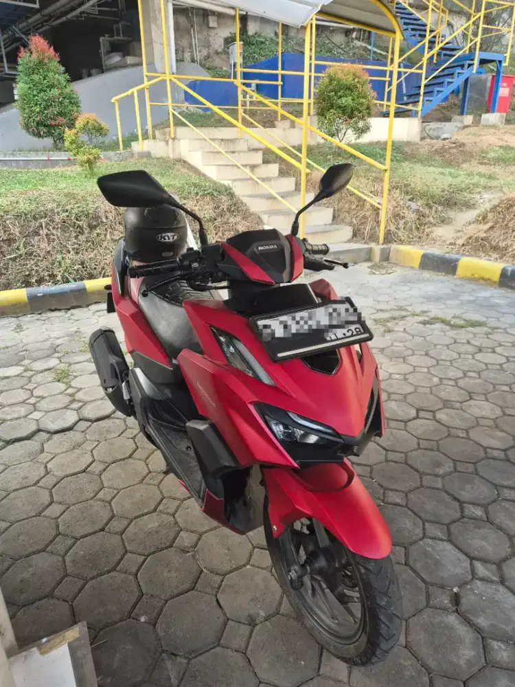 Vario 160 merah 2023