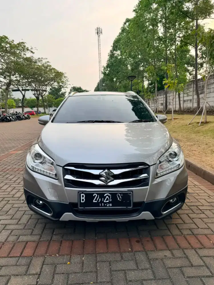 Low km! SX4 Scross AT 2016