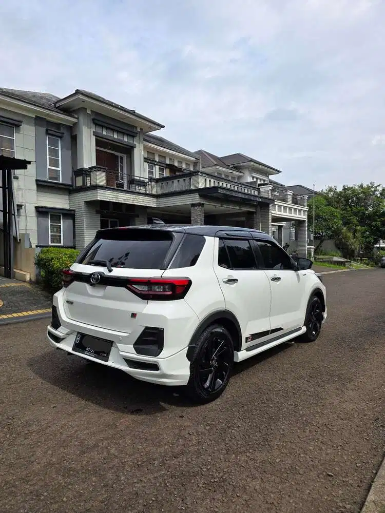 Toyota Raize GR Sport Two Tone TSS 2022 AT pemakai pribadi