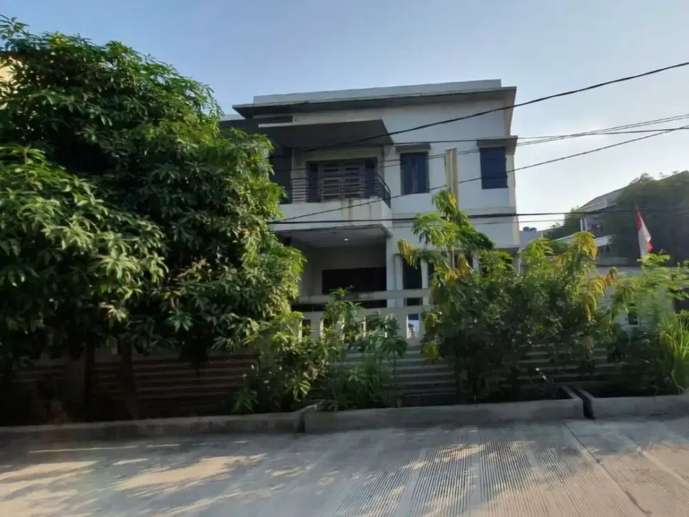 Dijual Rumah di Kelapa Gading Dekat dengan Mall Kelapa Gading