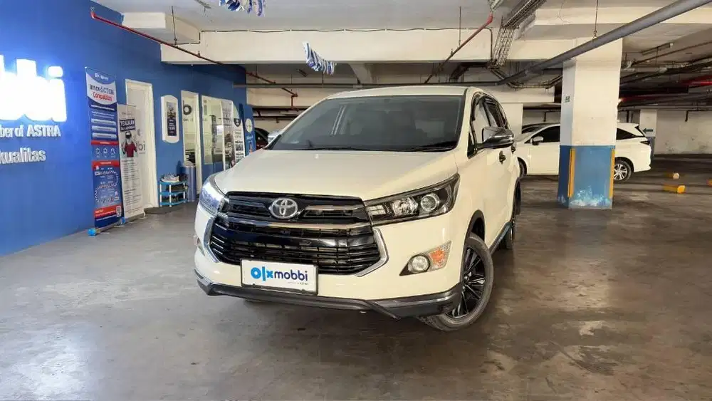 Toyota Innova Venturer Diesel AT 2020. Odo 18 Ribu.Harga Kredit.